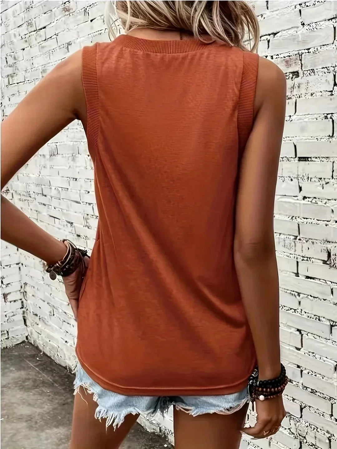 Solenya | Casual V-Neck Tank Top