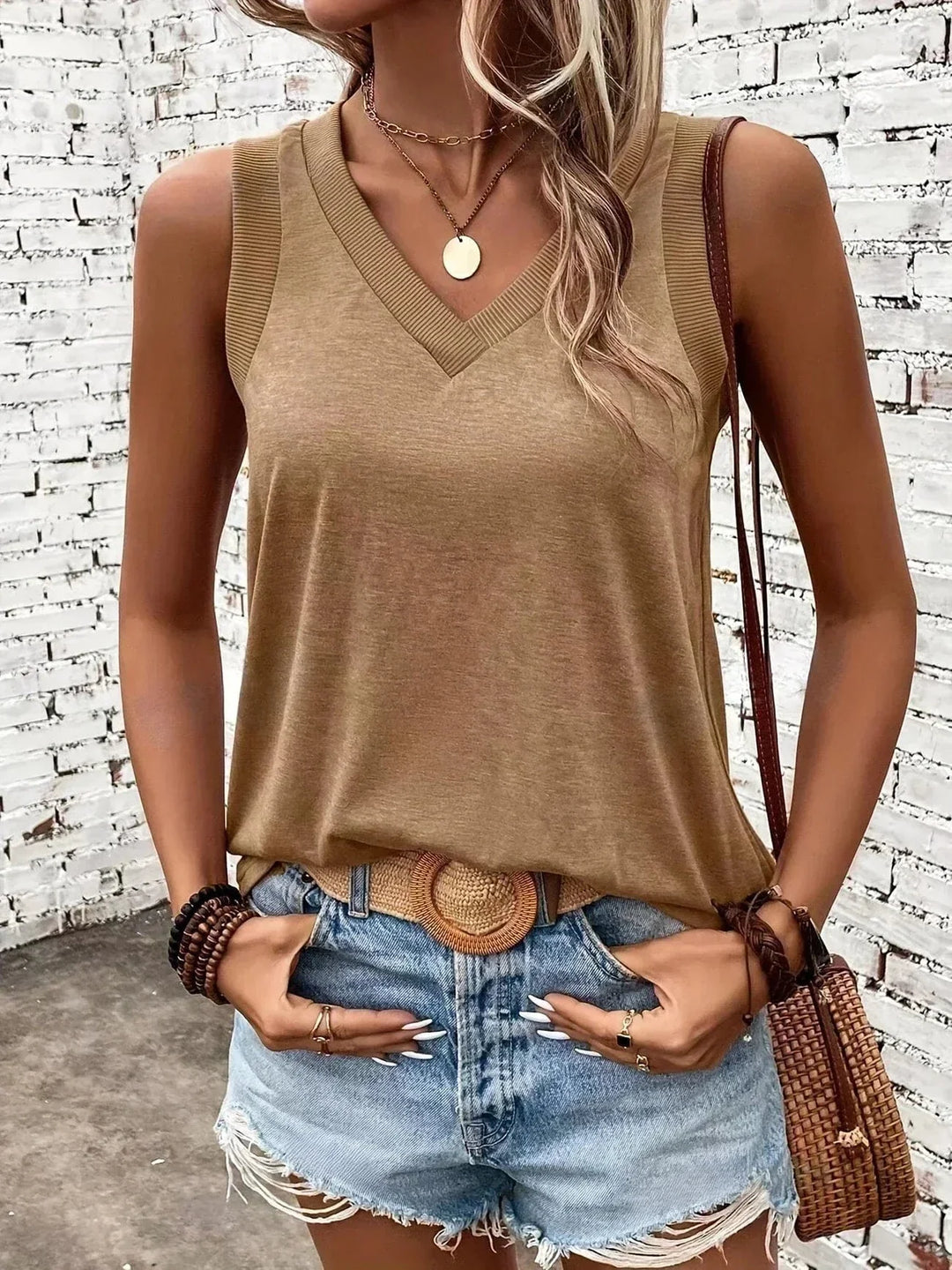 Solenya | Casual V-Neck Tank Top