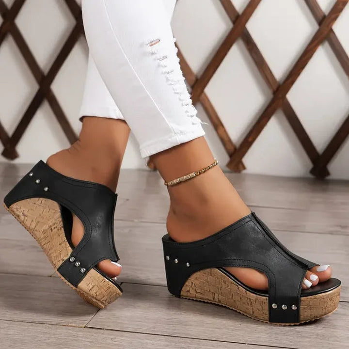 EMIRA | ELEGANT BUCKLE WEDGE SANDALS