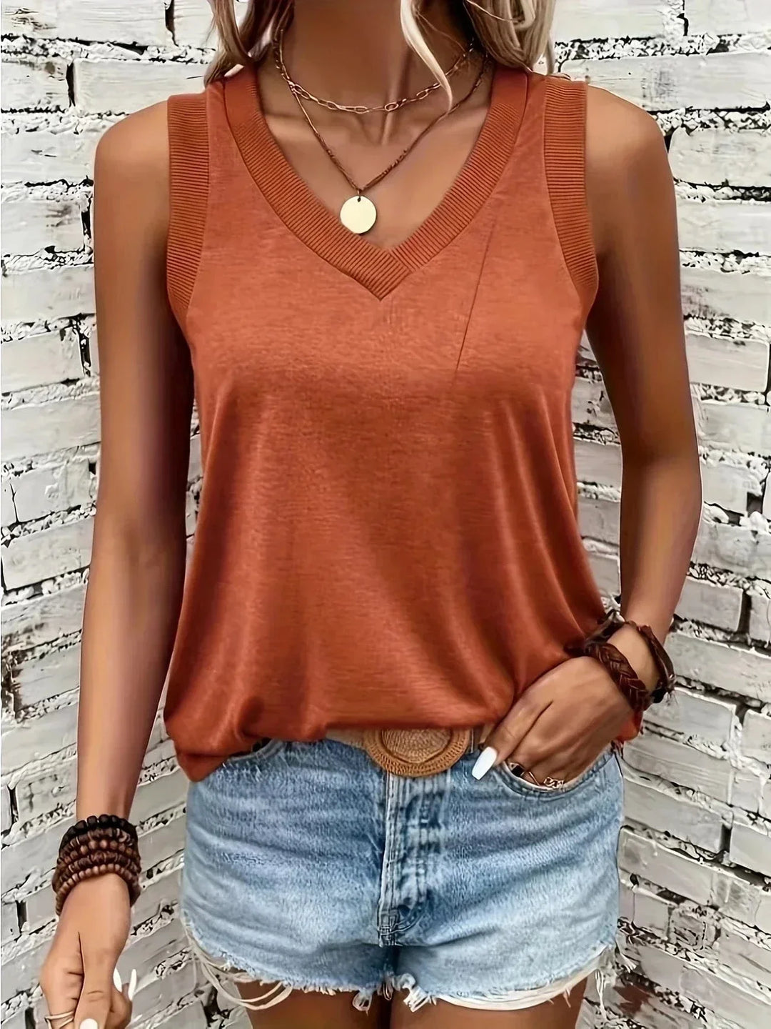 Solenya | Casual V-Neck Tank Top