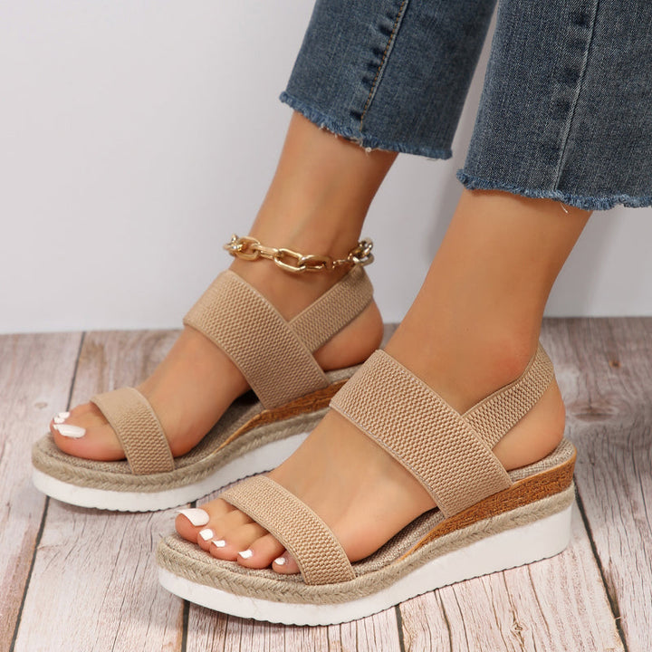 KAIA | ORTHOPEDIC PLATFORM SANDALS FOR STYLE AND SUPPORT