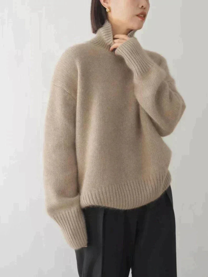 Averie | Minimalist Turtleneck Knit Sweater