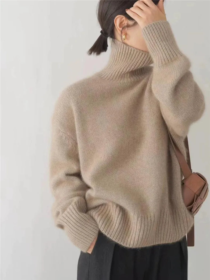 Averie | Minimalist Turtleneck Knit Sweater