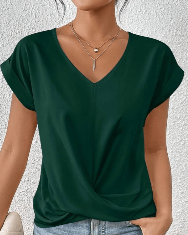 Luna | Tummy tucking V neck top