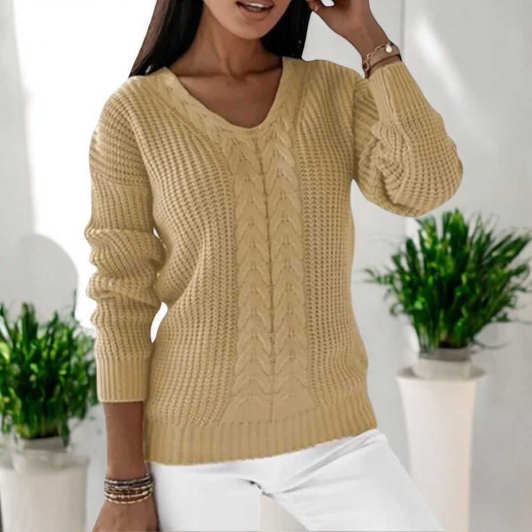 Clara | Classic Cable Knit Sweater